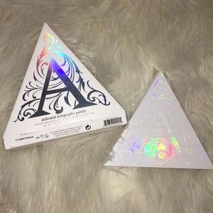 Kat Von D Alchemist Holographic Palette Highlight
